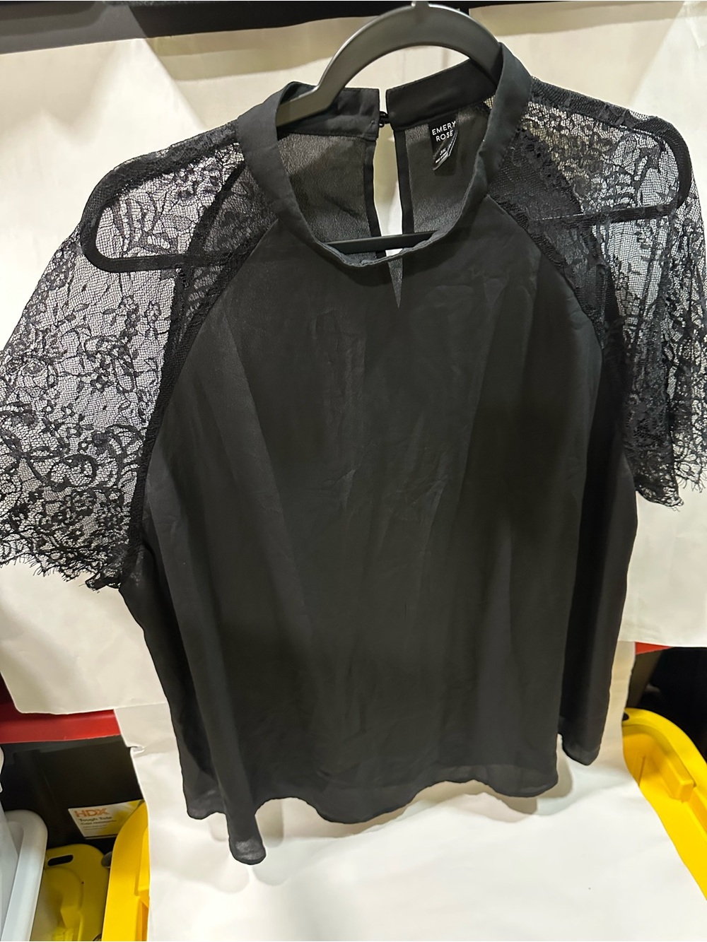 Emery Rose short-sleeve blouse lace raglan sleeves and a mock neck Lin size 3XL